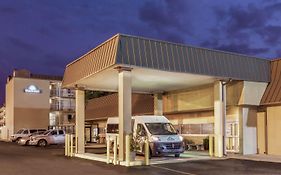 Days Inn By Wyndham New Orleans Airport ケナー Exterior photo