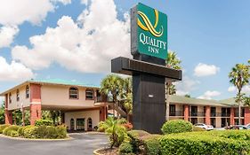 Quality Inn & Suites Orlando Airport オーランド Exterior photo