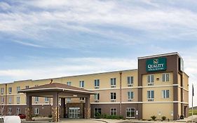 Quality Inn & Suites マイノット Exterior photo