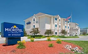 Microtel Inn & Suites By Wyndham Bluffs カウンシルブラフス Exterior photo