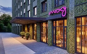 ホテル Moxy Cologne Muelheim Exterior photo