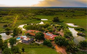 Pousada Araras Pantanal Eco Lodge Carvoalzinho Exterior photo