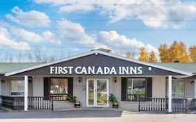 First Canada Hotel Cornwall Hwy 401 On Exterior photo