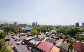 Like Home - Apartment With A View アルマトイ Exterior photo