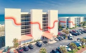 Golden Sands Oceanfront Hotel カロライナビーチ Exterior photo