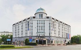 ホテル ラディソン ブルー ソビエスキー ワルシャワ Exterior photo