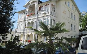 Villa Maria Im Historischen Baederstil ザスニッツ Exterior photo