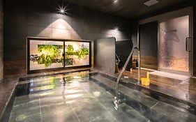 スーパーホテル名古屋天然温泉　新幹線口　「天然温泉　名城金鯱の湯」 Exterior photo