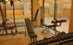 Kevens Single Room With Gym And Bar ジュニエ Exterior photo