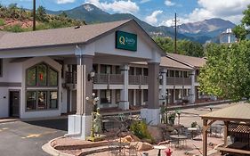 Quality Inn & Suites Manitou Springs At Pikes Peak Exterior photo