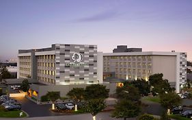 ホテル Doubletree By Hilton San Francisco South Airport Blvd サウス・サンフランシスコ Exterior photo