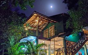 Choona Lodge 'View Of Sigiriya & Pidurangala With Sunrise' Exterior photo