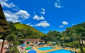 Hotel Fazenda Rancho Mineiro エンジェニェイロ・パウロ・デ・フロンチン Exterior photo