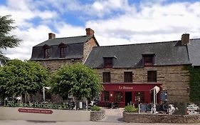 Logis Hotel, Restaurant Et Spa Le Relais De Broceliande パンポン Exterior photo