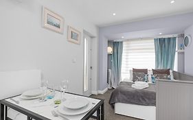 Rottingdean Boutique Studio Apartment By The Sea ブライトン Exterior photo