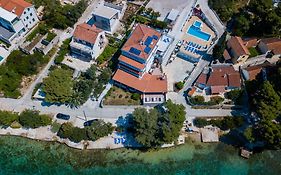 Boutique Guesthouse Sveti Petar, On The Beach, Heated Pool & Boat Berth - Adult Only Nečujam Exterior photo