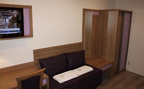 Slamba Hostel アウグスブルク Room photo