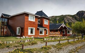 Patagonia Hostel エル・チャルテン Exterior photo