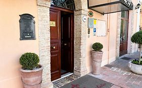 Hotel Borgo Antico ファブリアーノ Exterior photo