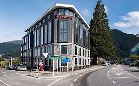 ホテル Ramada By Wyndham Queenstown Central Exterior photo