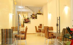 Splendid Star Suite ハノイ市 Restaurant photo