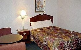 Regency Inn & Suites グリーンズボロ Room photo