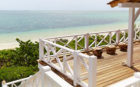 ホテルKamalame Cay Andros Island Exterior photo