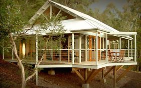 Bombah Point Eco Cottages ブラディーラ Exterior photo