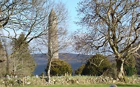 Glendalough International Youth Hostel ララー Exterior photo