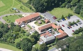 Wolds Village Hotel Bainton Exterior photo