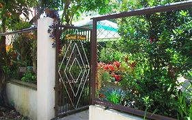 Small House - Baguio バギオ Exterior photo