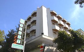 Hotel Tilly チェゼナーティコ Exterior photo