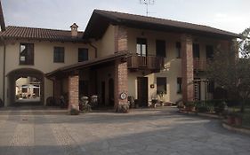 Sommariva del Bosco Al Calar Della Sera Bed & Breakfast Exterior photo