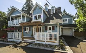 Kelowna Bed & Breakfast - Chatham House Bed & Breakfast Exterior photo