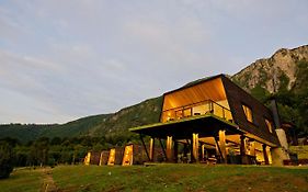 Hotel Raudal Futaleufú Exterior photo