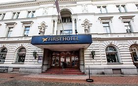 First Hotel Statt カールスクルーナ Exterior photo