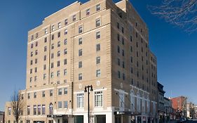 Grand Eastonian Suites Hotel イーストン Exterior photo