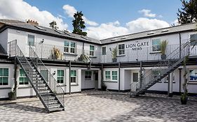 ホテルThe Lion Gate Mews キングストン・アポン・テムズ Exterior photo