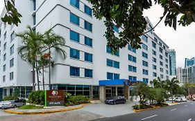 Doubletree By Hilton Panama City - El Carmen Exterior photo