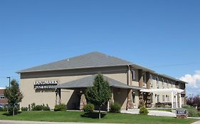 Landmark Inn And Suites ヴァーナル Exterior photo