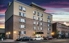 La Quinta Inn & Suites By Wyndham Brooklyn Downtown ニューヨーク Exterior photo