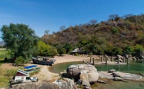 Mufasa Eco Lodge Monkey Bay Exterior photo