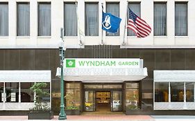 Wyndham Garden Hotel Baronne Plaza ニューオーリンズ Exterior photo