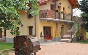 Pregnana Milanese Agriturismo Cascina Madonninaゲストハウス Exterior photo