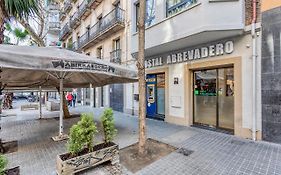 ホテル Hostal Abrevadero バルセロナ Exterior photo