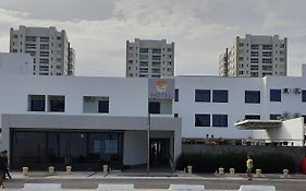 Hotel Algas Marinhas アラカジュ Exterior photo