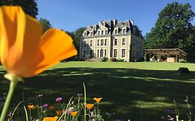 ランジェ Chateau Des Essards Avec Piscine Et Jacuzzi Bed & Breakfast Exterior photo