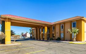 Mesilla Valley Days Inn & Suites ラスクルーセス Exterior photo