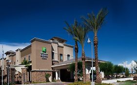 Holiday Inn Express & Suites Phoenix - Glendale Sports Dist グレンデール Exterior photo