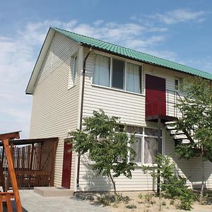 ホテル Kottedzhi "Family Rest" キリリフカ Exterior photo